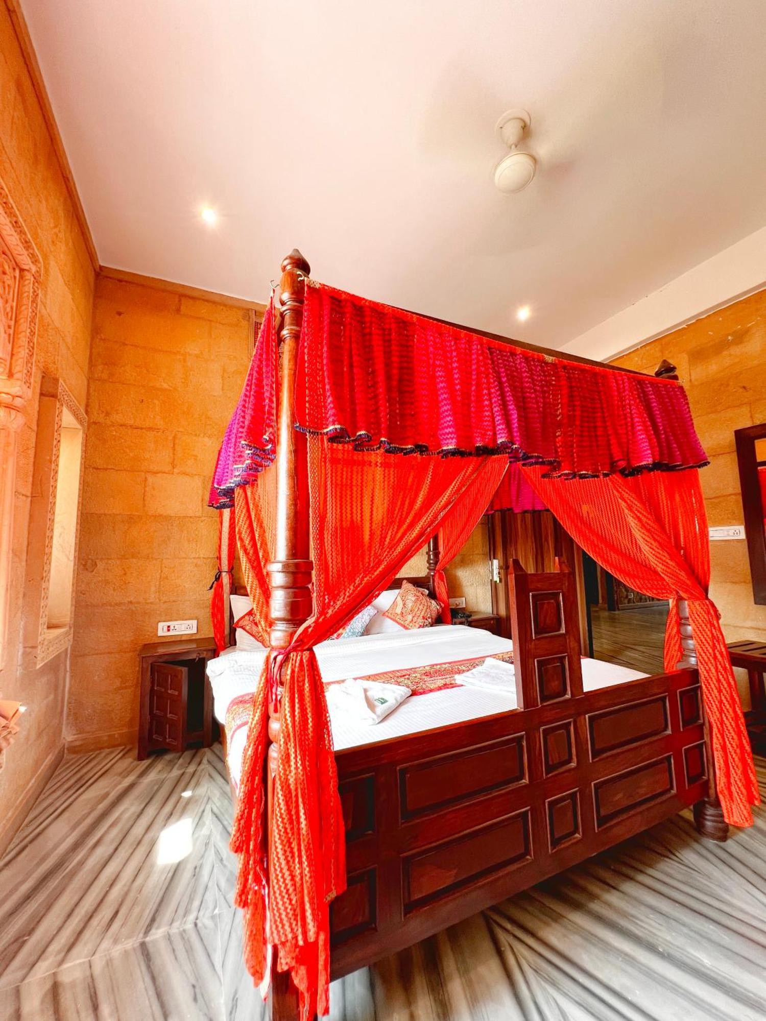 Hotel Royal Heritage Джайсалмер Екстериор снимка