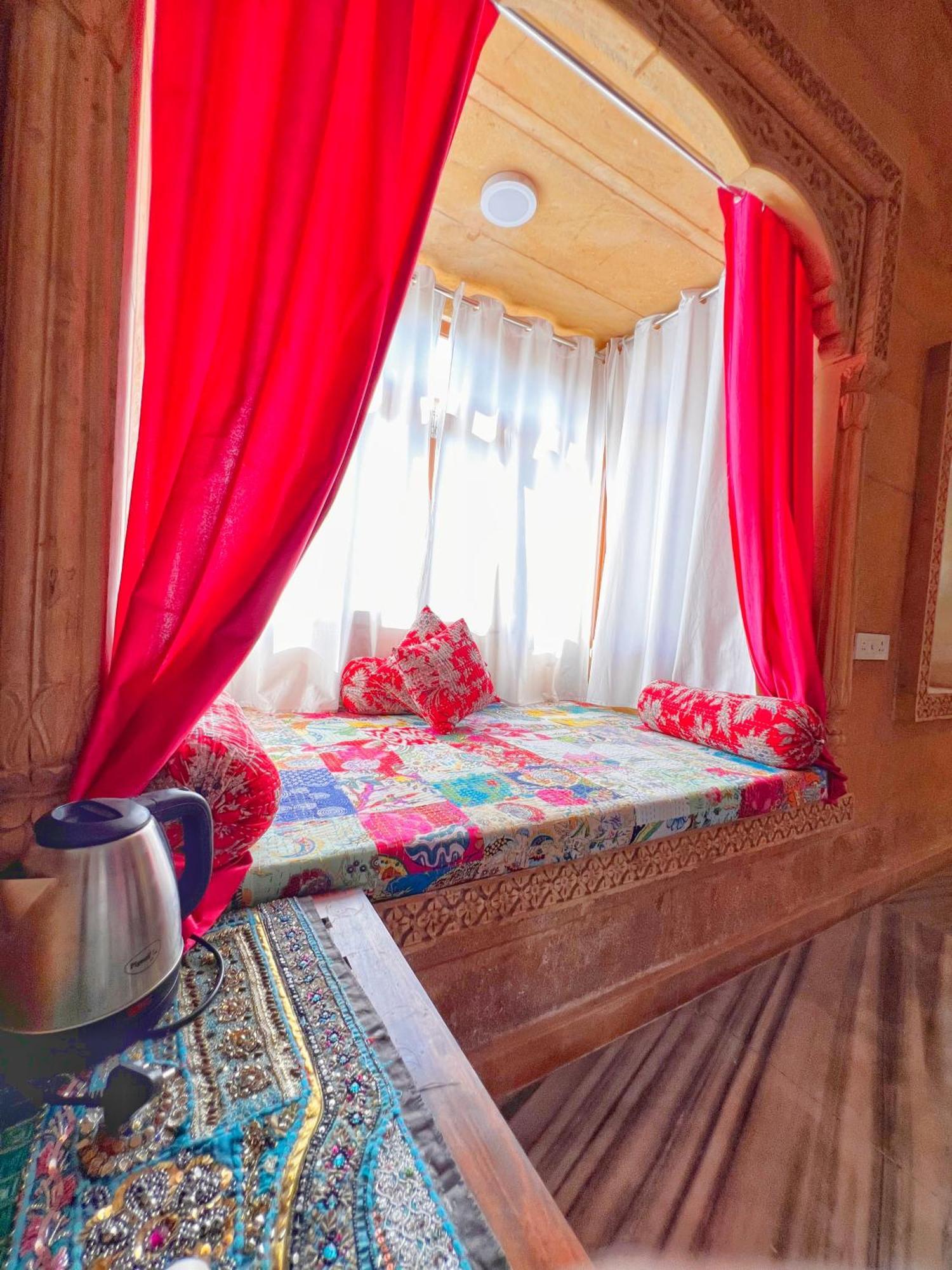 Hotel Royal Heritage Джайсалмер Екстериор снимка