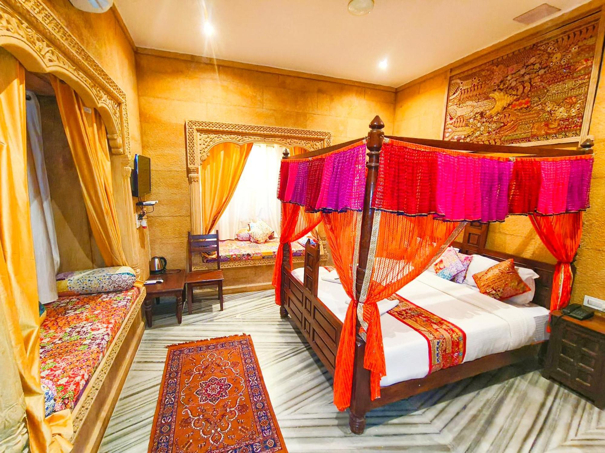 Hotel Royal Heritage Джайсалмер Екстериор снимка